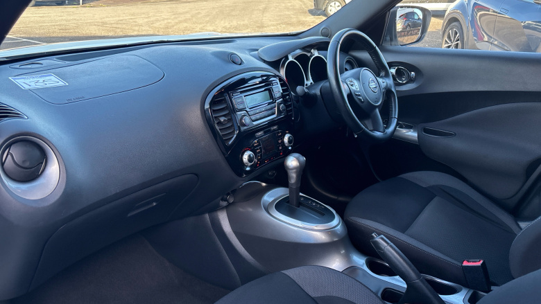 Nissan Juke 1.6 [112] Acenta 5dr CVT Petrol Hatchback